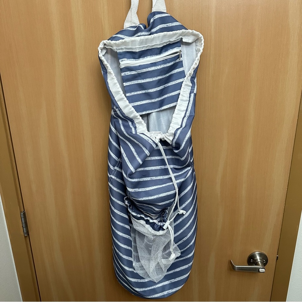 🤎 Striped Laundry Bag